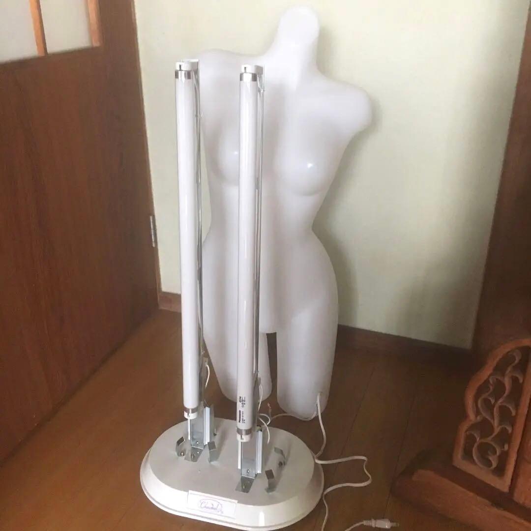 マネキン トルソー ／ライト照明付き／店舗什器 間接照明 ／ディスプレイ