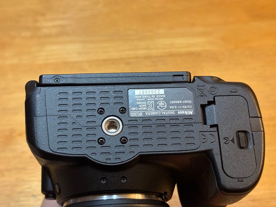 Nikon D5300 デジタル一眼レフカメラ 本体