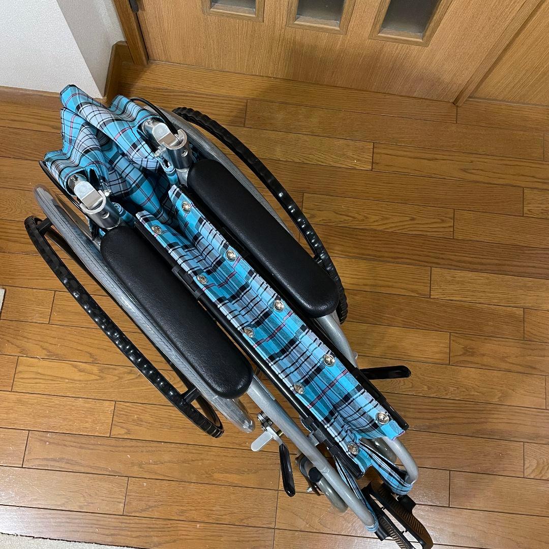 ♿️とても丈夫で 超軽量9.9kg 操作しやすく座り心地の良い 自走式 車椅子