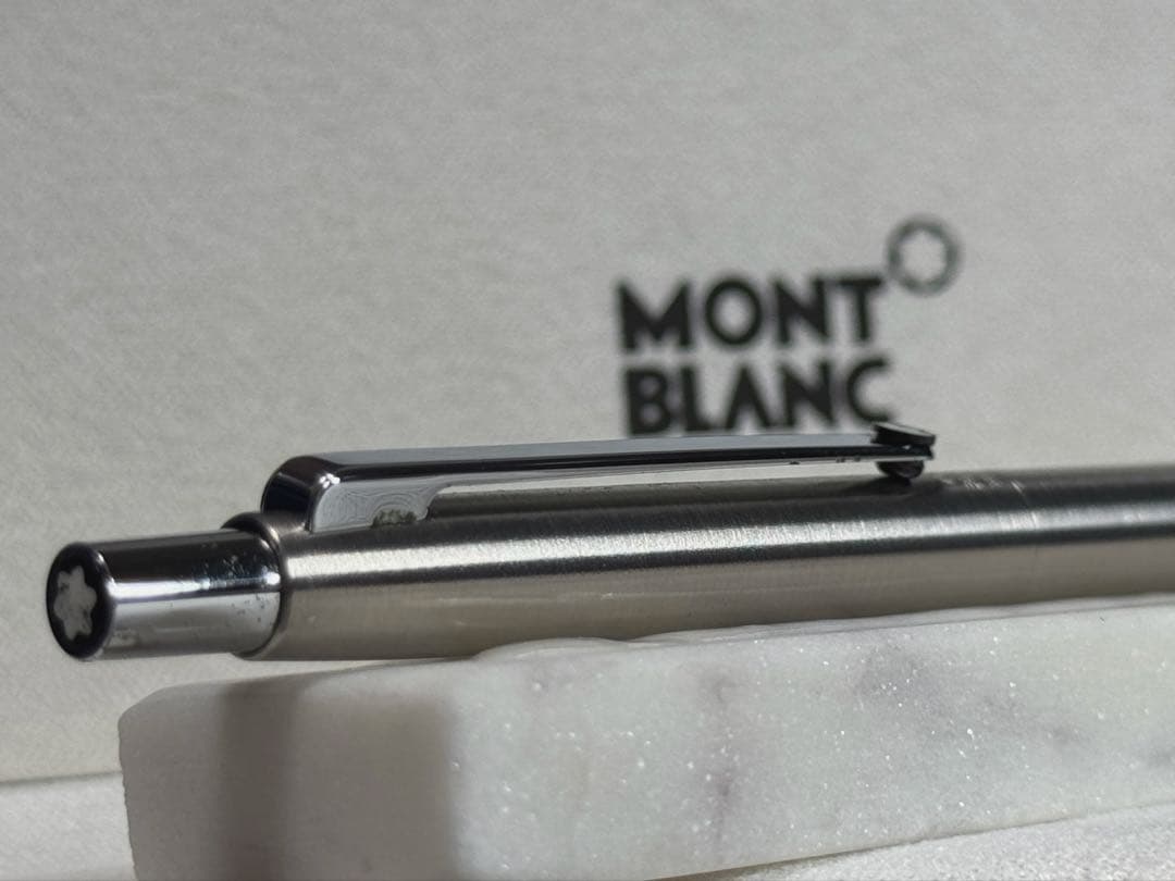 【新品未使用】MONT BLANC シルバーボールペン　スリムライン