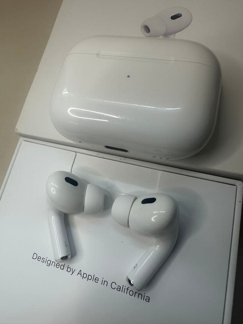 イヤホン AirPods Pro 2 MagSafe MTJV3J/A NL6HT
