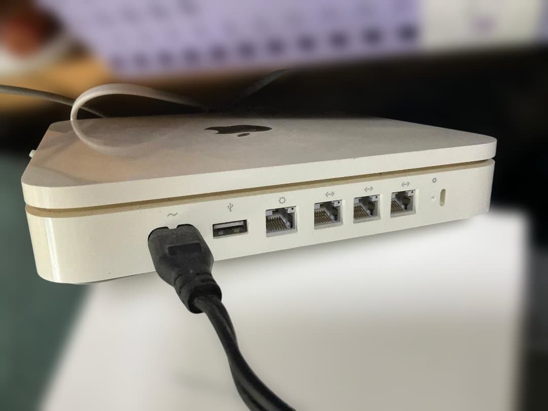 Apple タイムカプセル2TB ２台　（１台でもOK)
