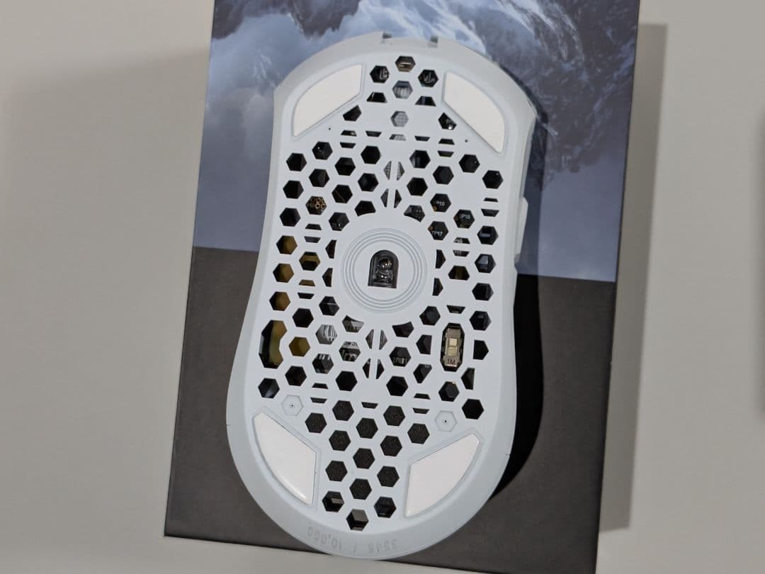 マウス・トラックボール Finalmouse UltralightX Frostlord Medium