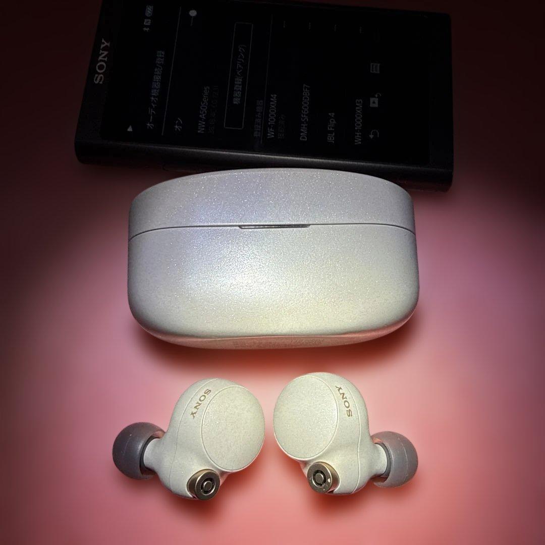 SONY WF-1000XM4 ワイヤレスイヤホン 充電ケース付き