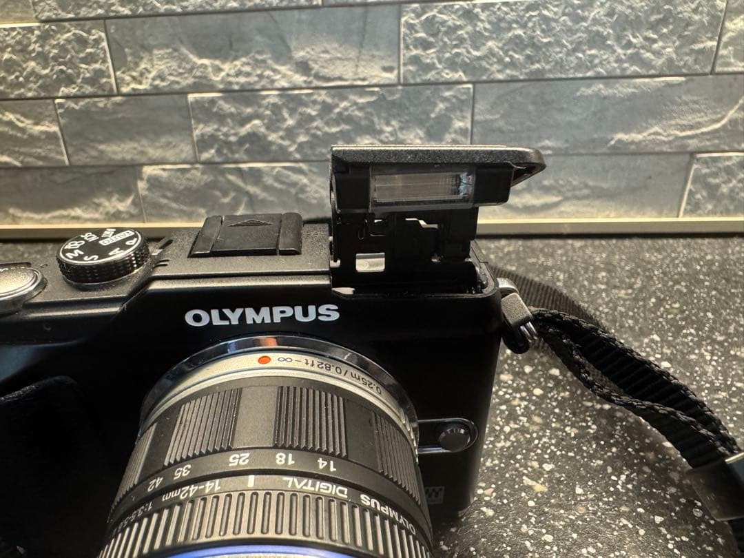 OLYMPUS PEN E-PL2 ブラック