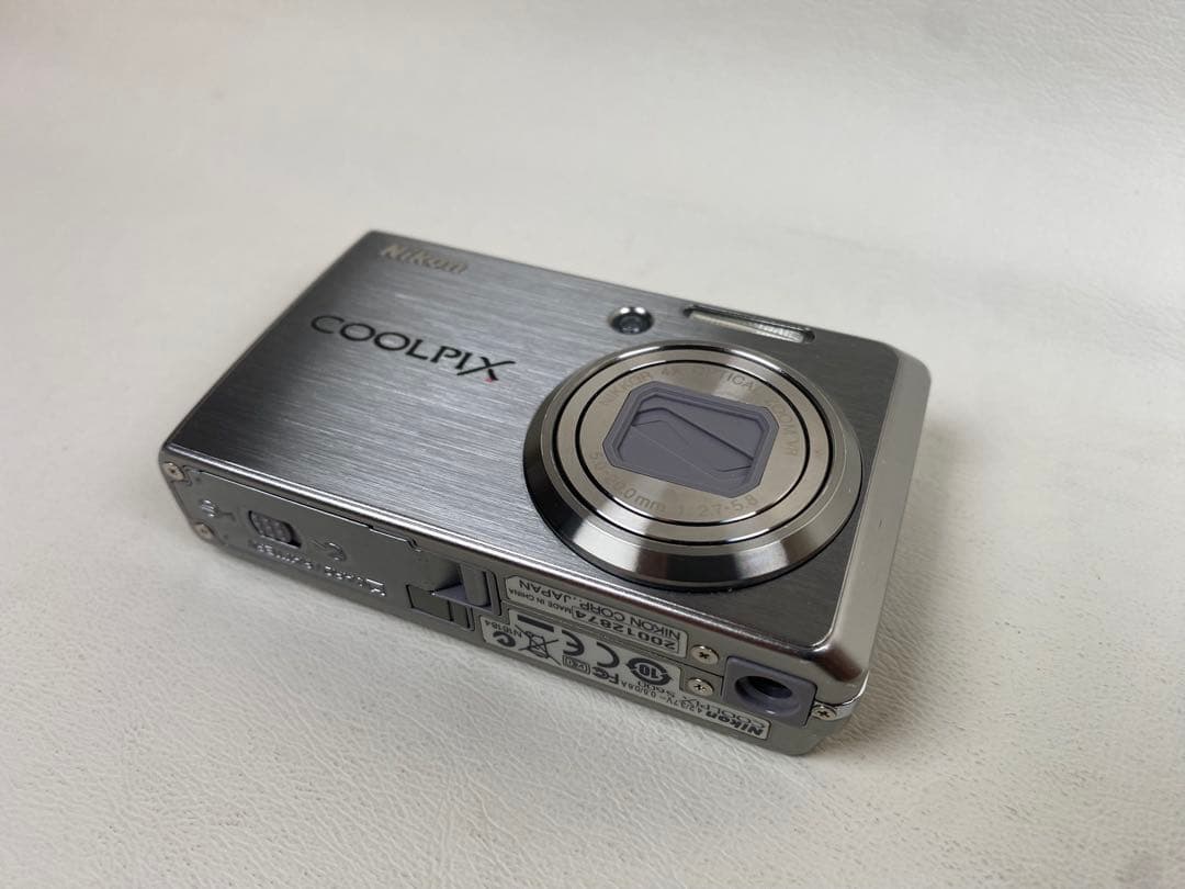デジタルカメラ Nikon Coolpix S600
