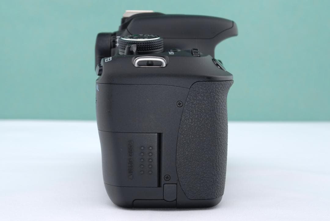 ☘️初心者向き✨️ Canon Kiss X5 一眼レフ ショット数少 バッグ付