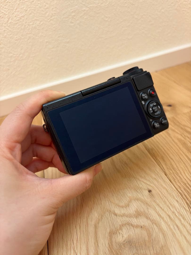 【値下げ中】超美品Canon PowerShot G7 X 本体と付属品