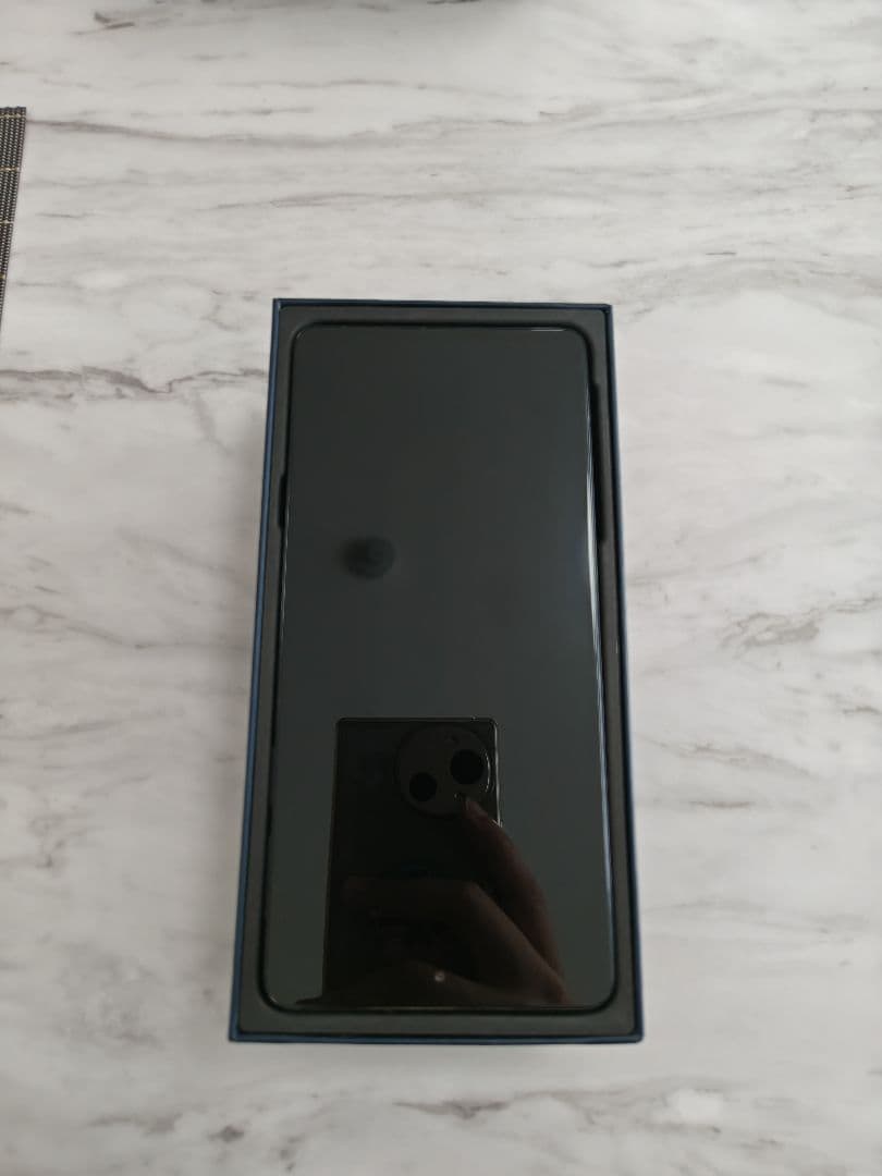 motorola edge 30 pro スマートフォン本体 イヤフォン付き
