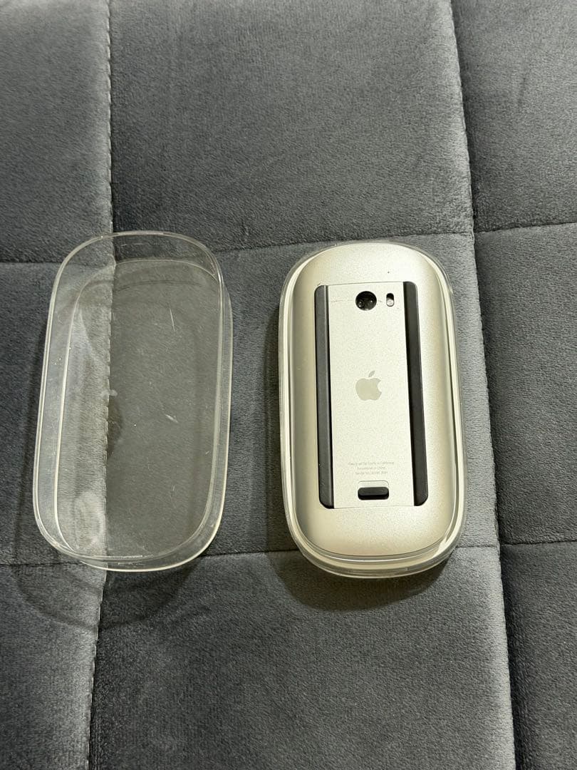 Apple Mac 純正　初代　アップル　マジックマウス　Magic Mouse