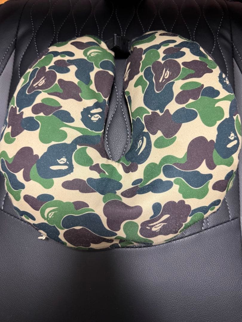 快適グッズ・旅行小物 ABC CAMO 2WAY APE HEAD NECK PILLOW