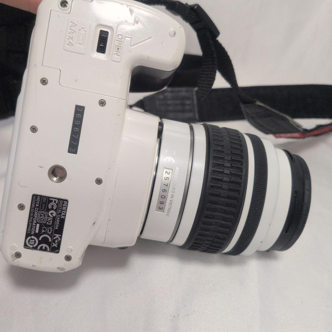 k*z様 PENTAX K-x ホワイト デジタル一眼レフカメラ カメラバッグつ