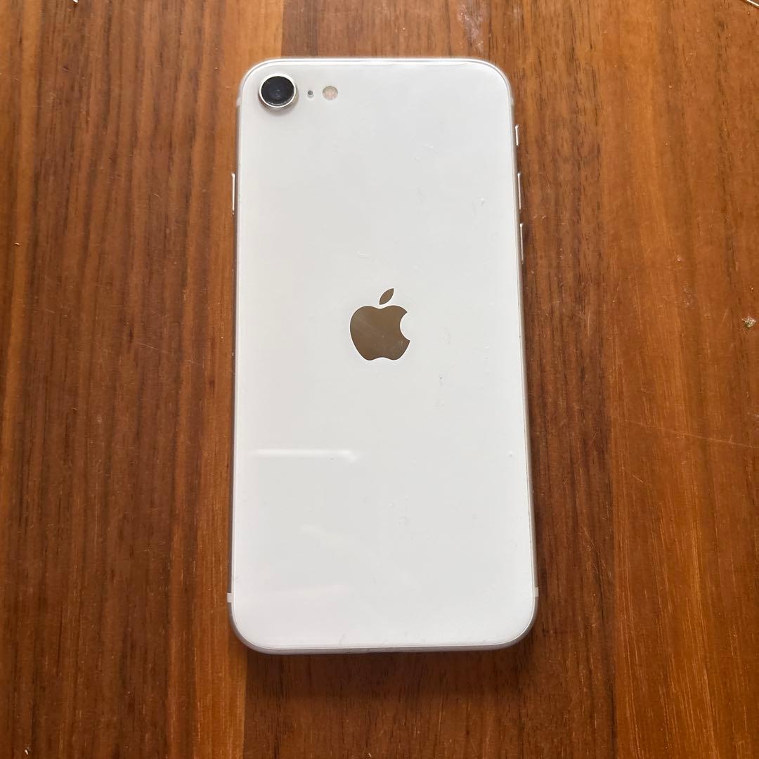 Apple iPhone SE (第3世代) ホワイト64ギガ