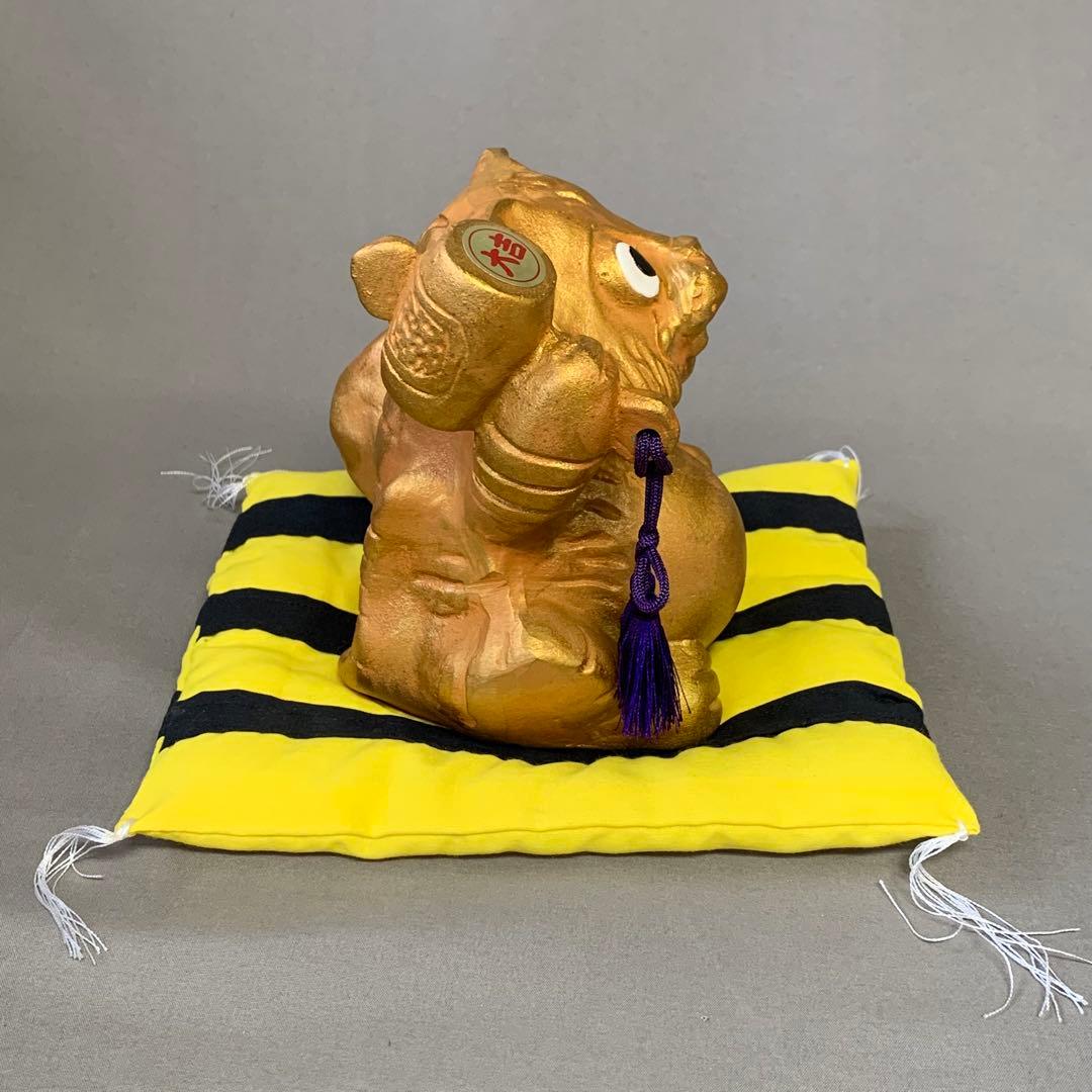 【新品・未使用】阪神 大黒虎　常勝開運虎　金色 置物 ストライプクッション付き