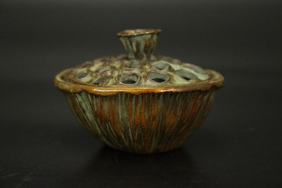 古銅 蓮形 在銘 香炉 5.8cmx5.6cm(A291)