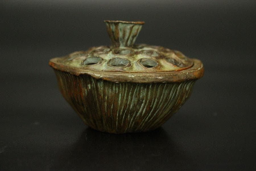 古銅 蓮形 在銘 香炉 5.8cmx5.6cm(A291)