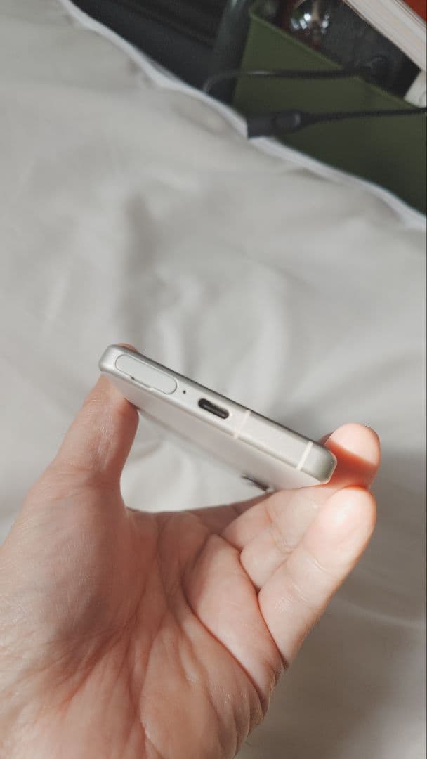 【美品】Xperia5ⅳ　ホワイト　128g