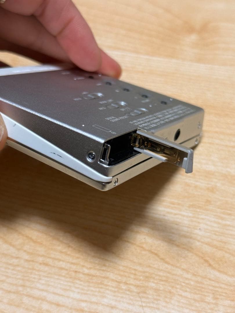 【ジャンク品】SONY MDウォークマン MZ-E75 ポータブルMD