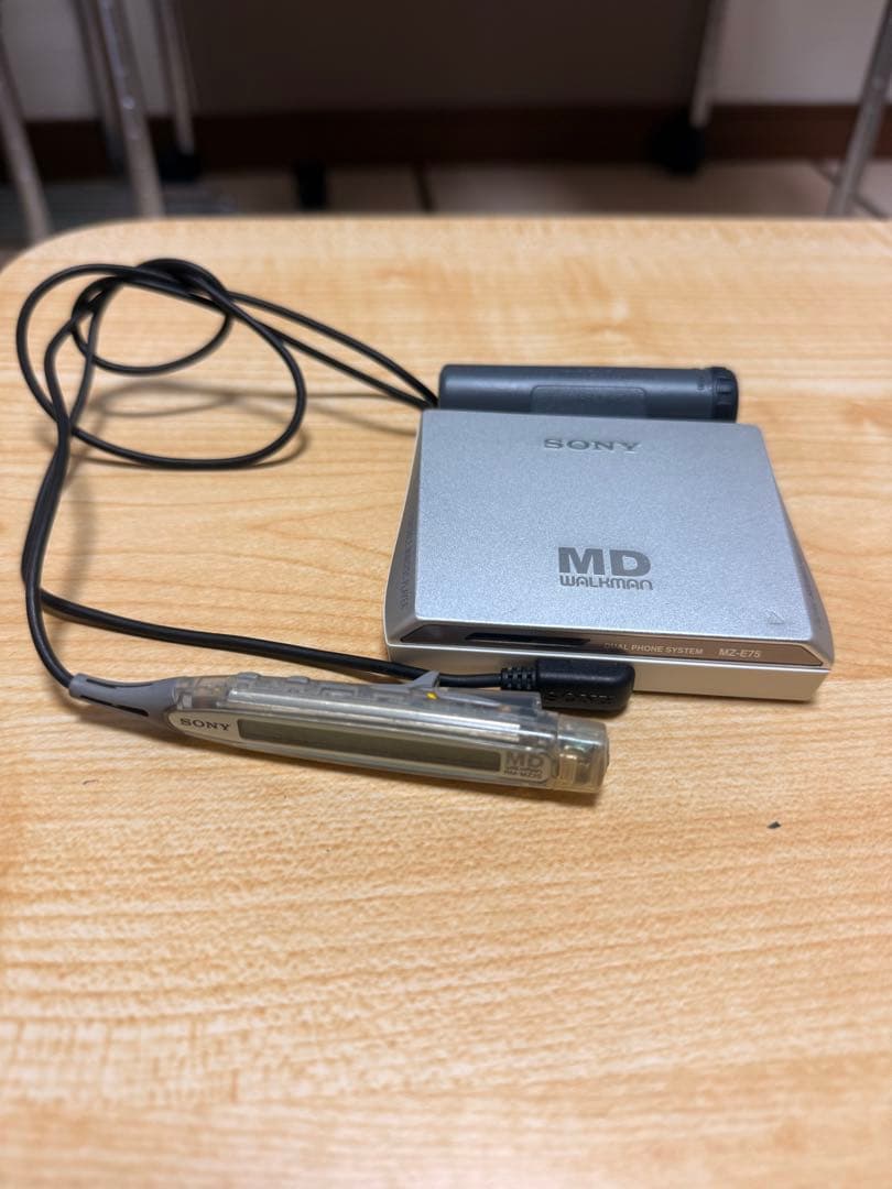 【ジャンク品】SONY MDウォークマン MZ-E75 ポータブルMD