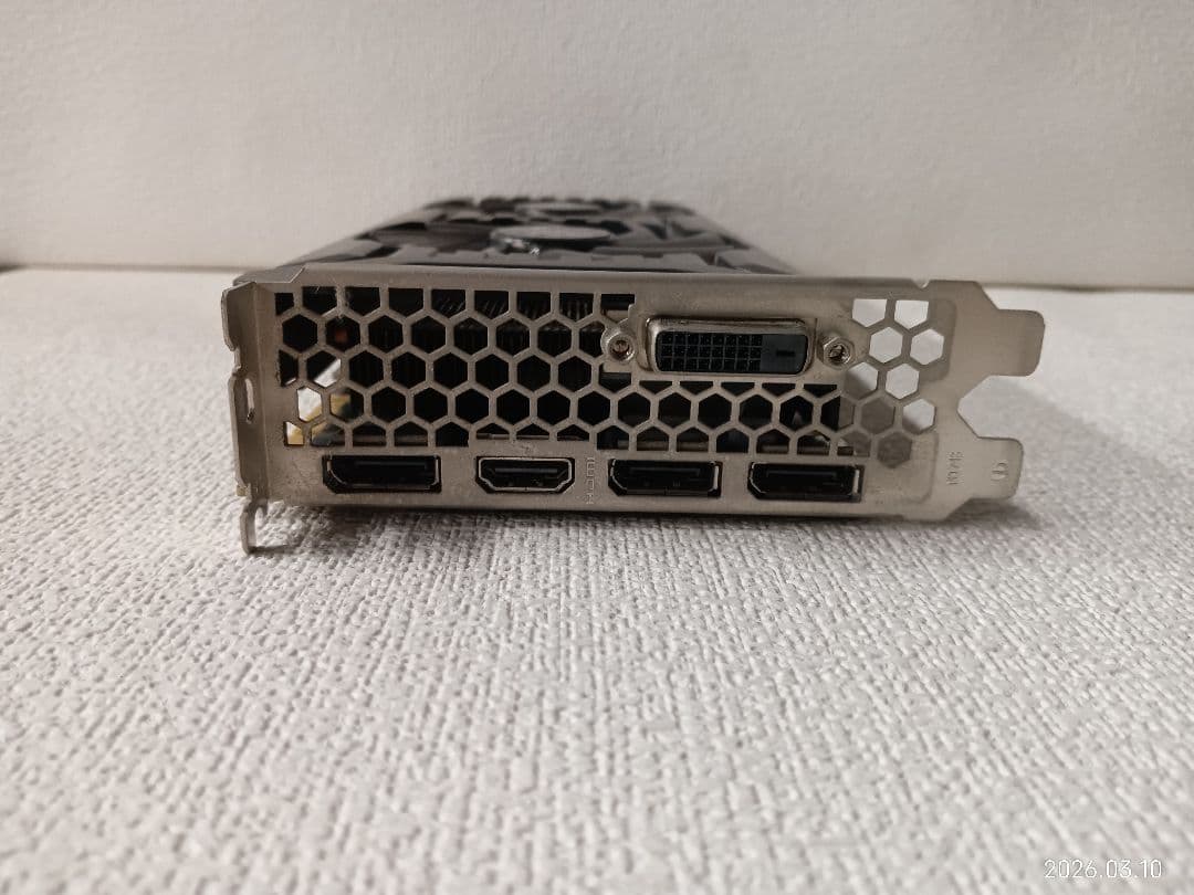 ︙ GTX1070TI DUAL 8G GDDR5 グラフィックボード
