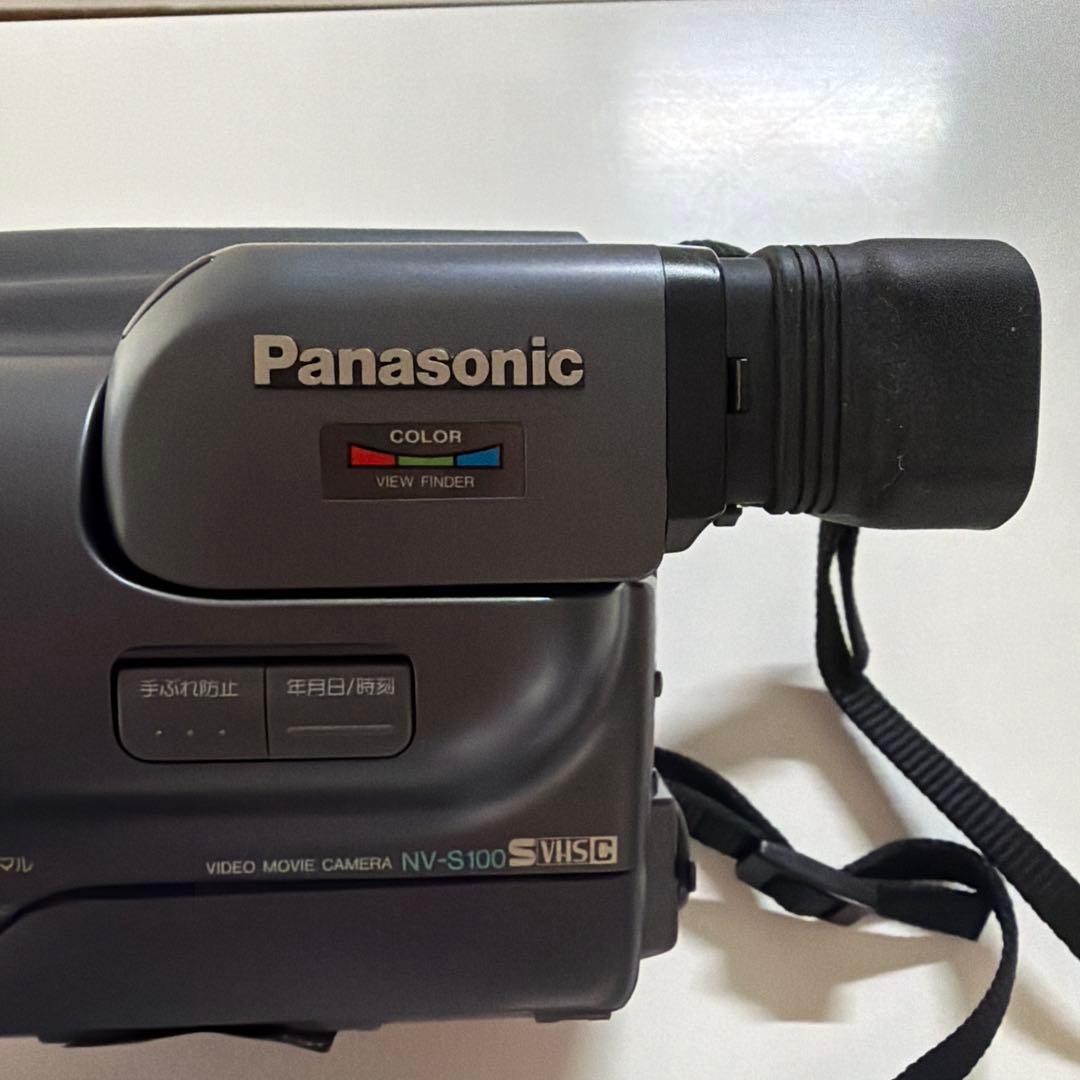 Panasonic NV-S100 VHS-C ビデオカメラ