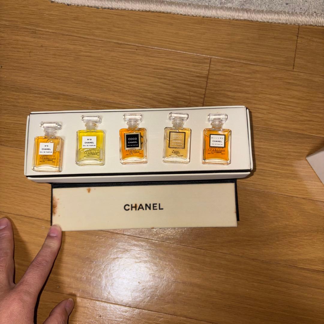 CHANEL 香水5本セット