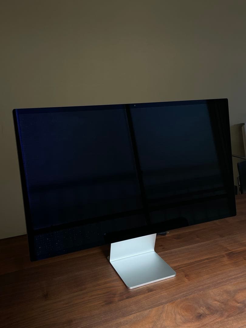 Apple Studio Display（標準ガラスモデル・27インチ）