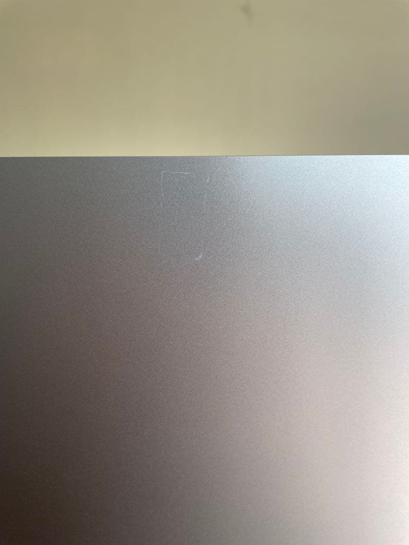 Apple Studio Display（標準ガラスモデル・27インチ）