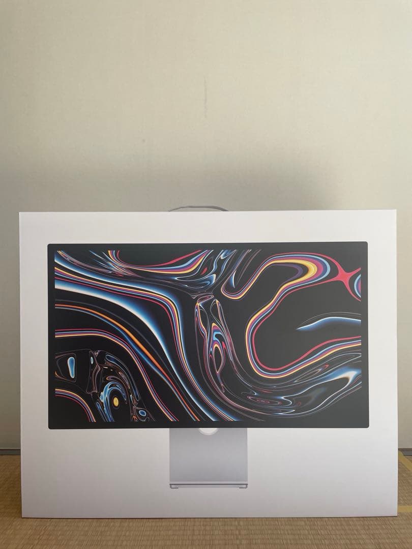 Apple Studio Display（標準ガラスモデル・27インチ）