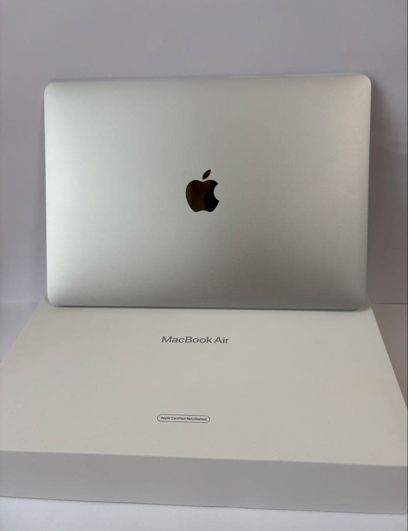 MacBook Air M1 8GBメモリ 512GB