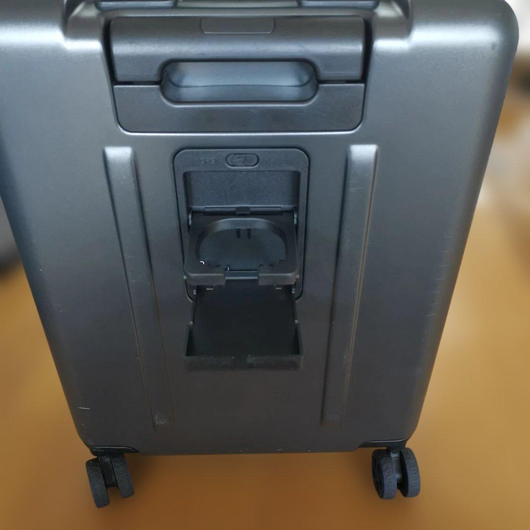 Edison Labo 機内持込キャリーケース(独自の垂直整理シェルフ付)