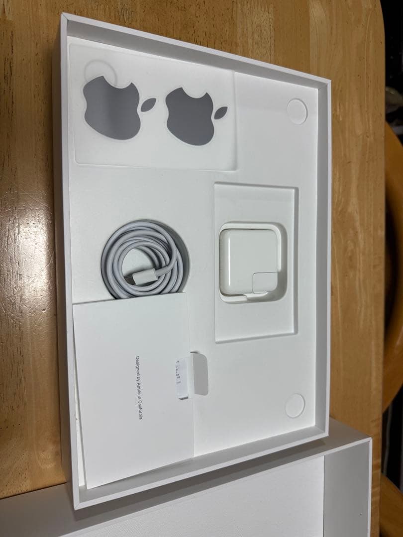 【値下げ中】MacBook air M1 8GPU 16GB 512GB