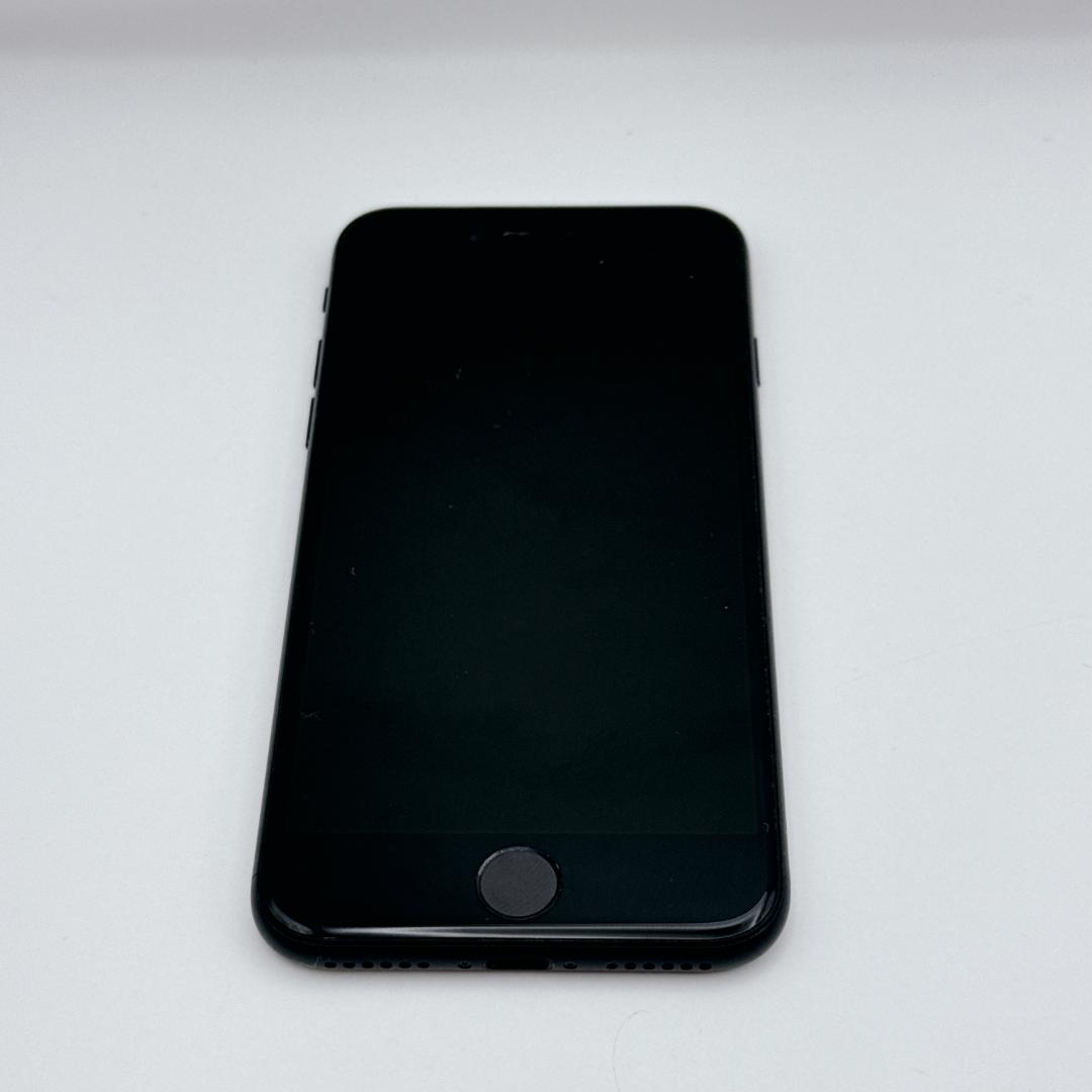 【美品】iPhone SE 第3世代 64GB SIMフリー MMYC3J/A