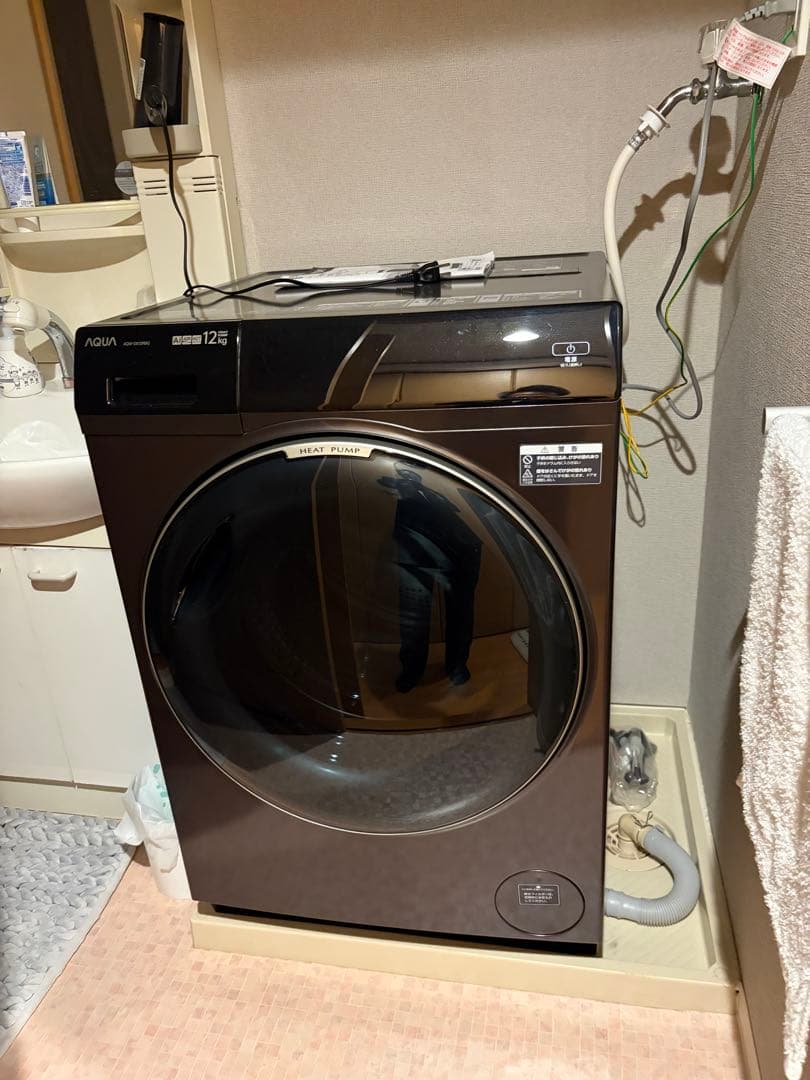早いもの勝ち！2025年11月購入新同品　AQUA ドラム式洗濯機 12kg