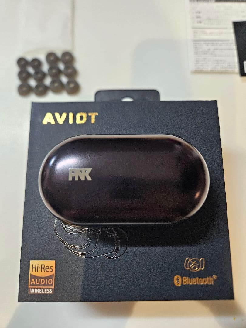 【最終値下げ】AVIOT TE-W1-PNK ワイヤレスイヤホン　ピヤホン8
