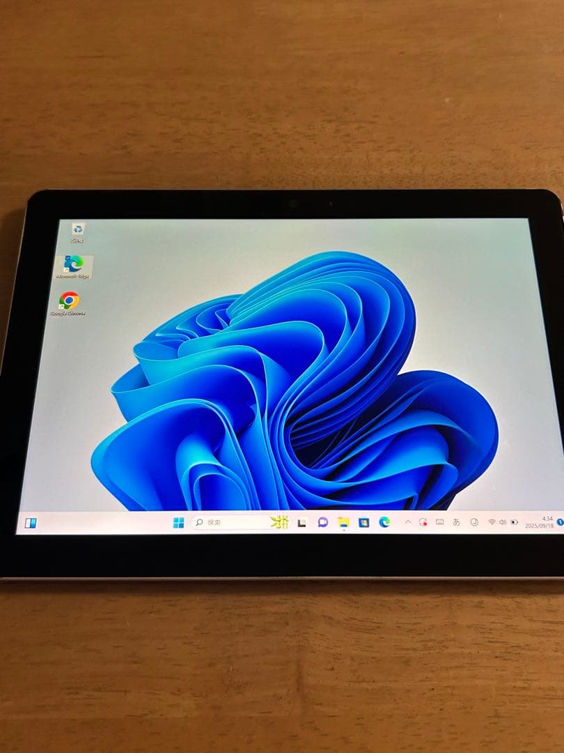 バッテリー良好 美品 Microsoft surface GO
