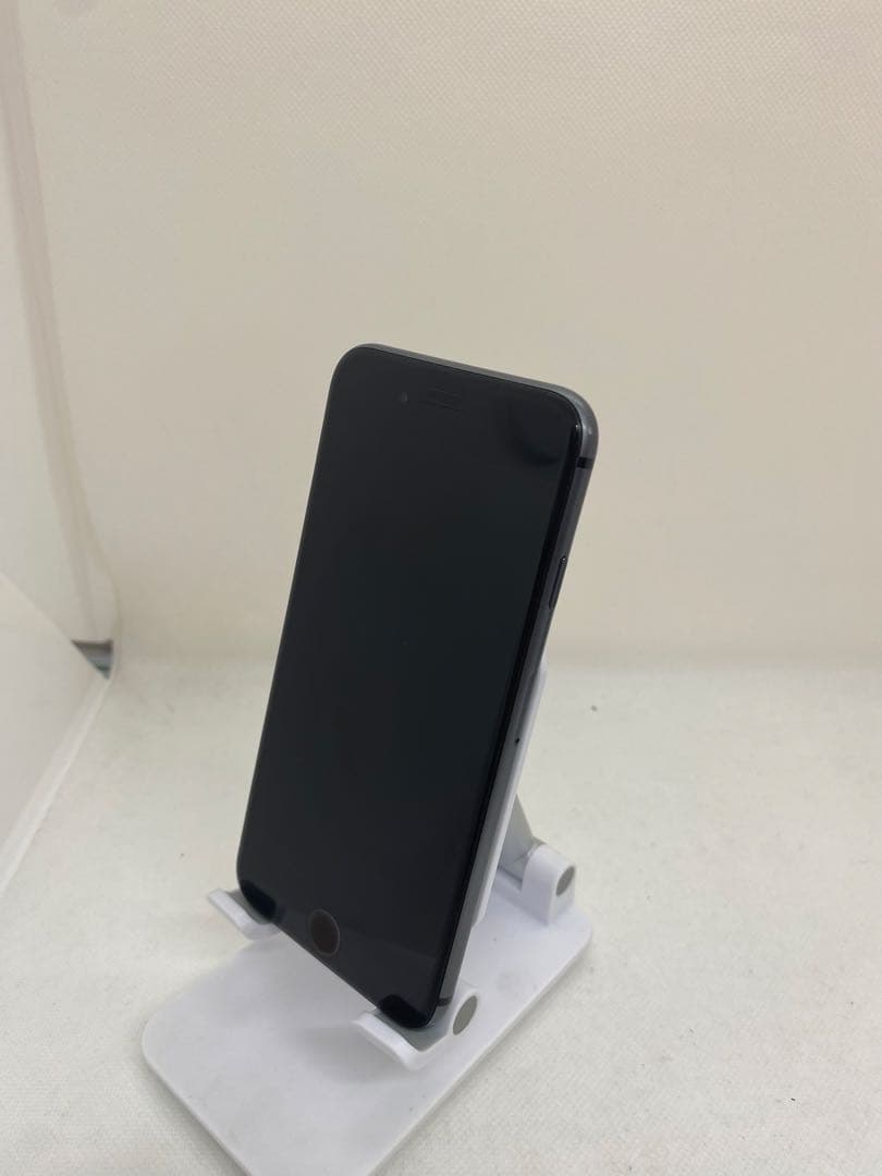 iPhone 8 64GB SIMフリー 47253