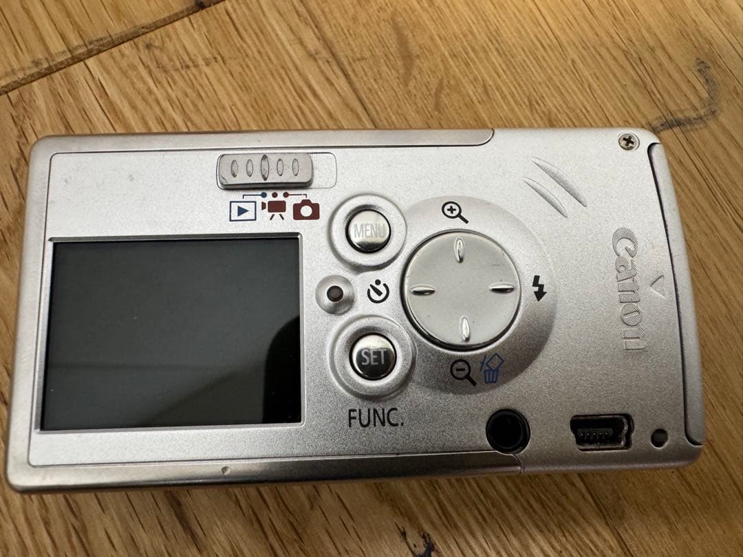 m*u様 CANON キャノン デジカメまとめ売り 2台動作確認