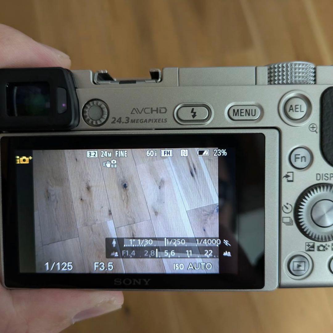 テ*イ様 ￼α6000 デジタル一眼レフ　デジタルカメラ