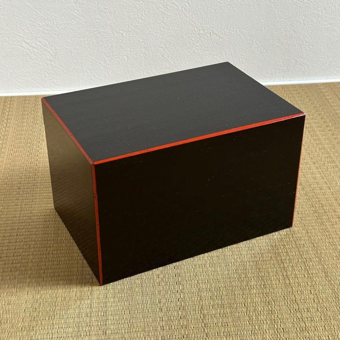 美品【黒漆爪赤 利休箱 お茶道具セット付】利休形茶箱 黒楽茶碗 紙箱 茶道具