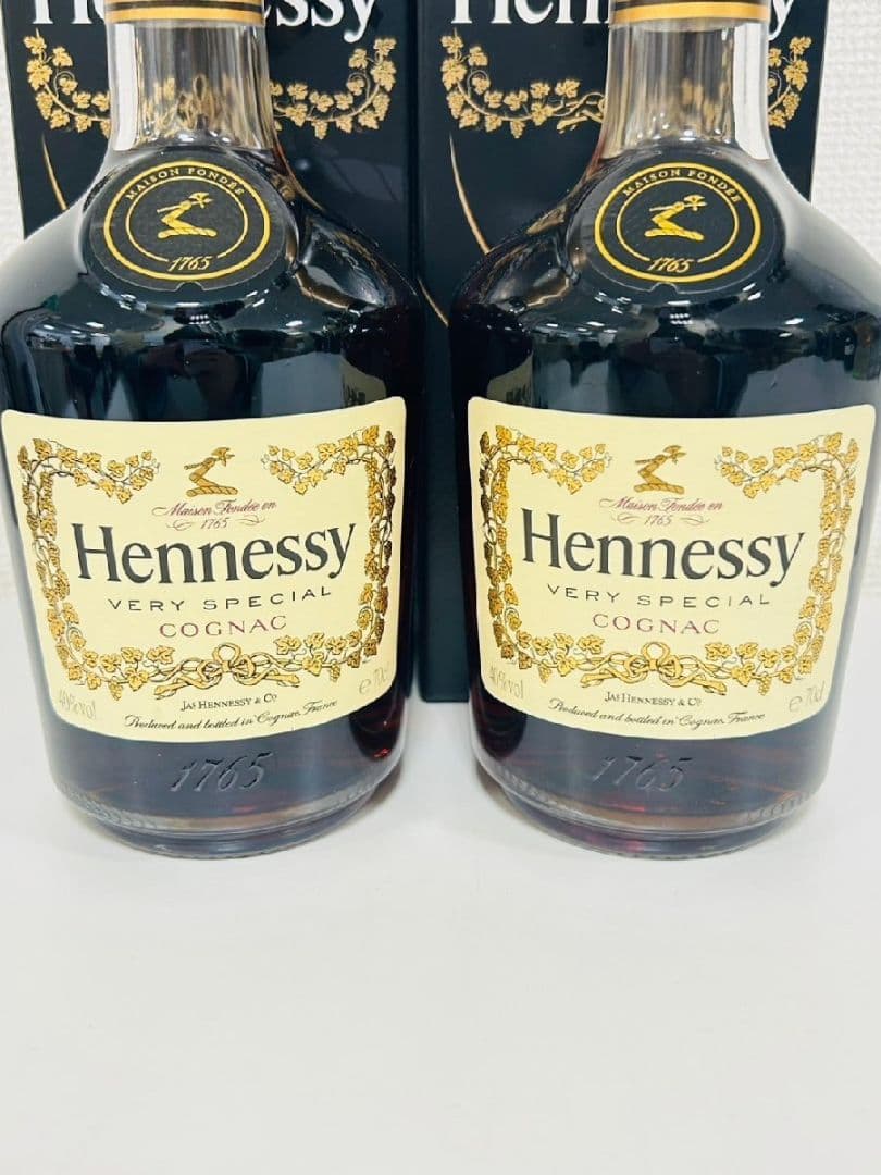 ヘネシー ベリースペシャル コニャック 700ml 40度 2セット ブランデー