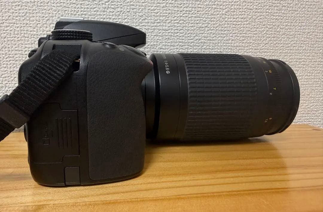Nikon AF Nikkor 70-300mm f/4-5.6 美品