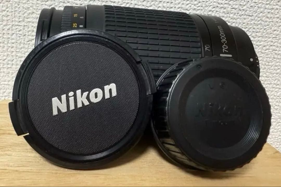 Nikon AF Nikkor 70-300mm f/4-5.6 美品