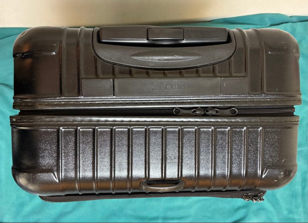 【程よい使用感】リモワ RIMOWA ボレロ 完了品 4輪 2〜3泊 黒