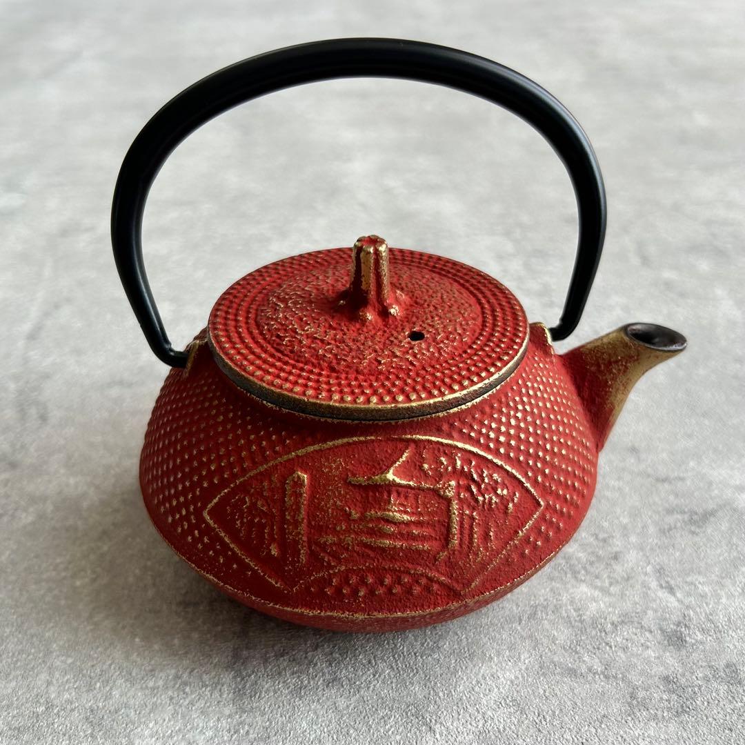 【新品・未使用】南部鉄器 急須 中尊寺0.3L 金/赤