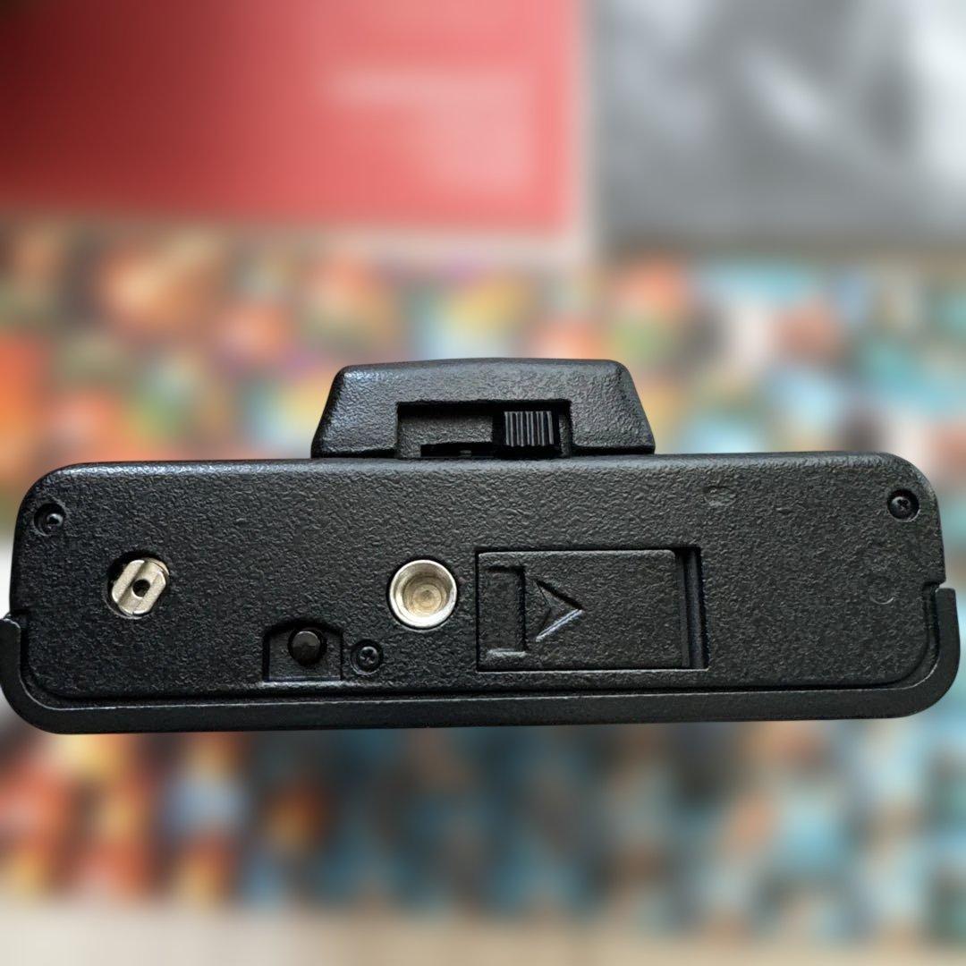 バ*ン様 Lomo LC-A ロモフィルムカメラ　ケース、写真集、換え電池付