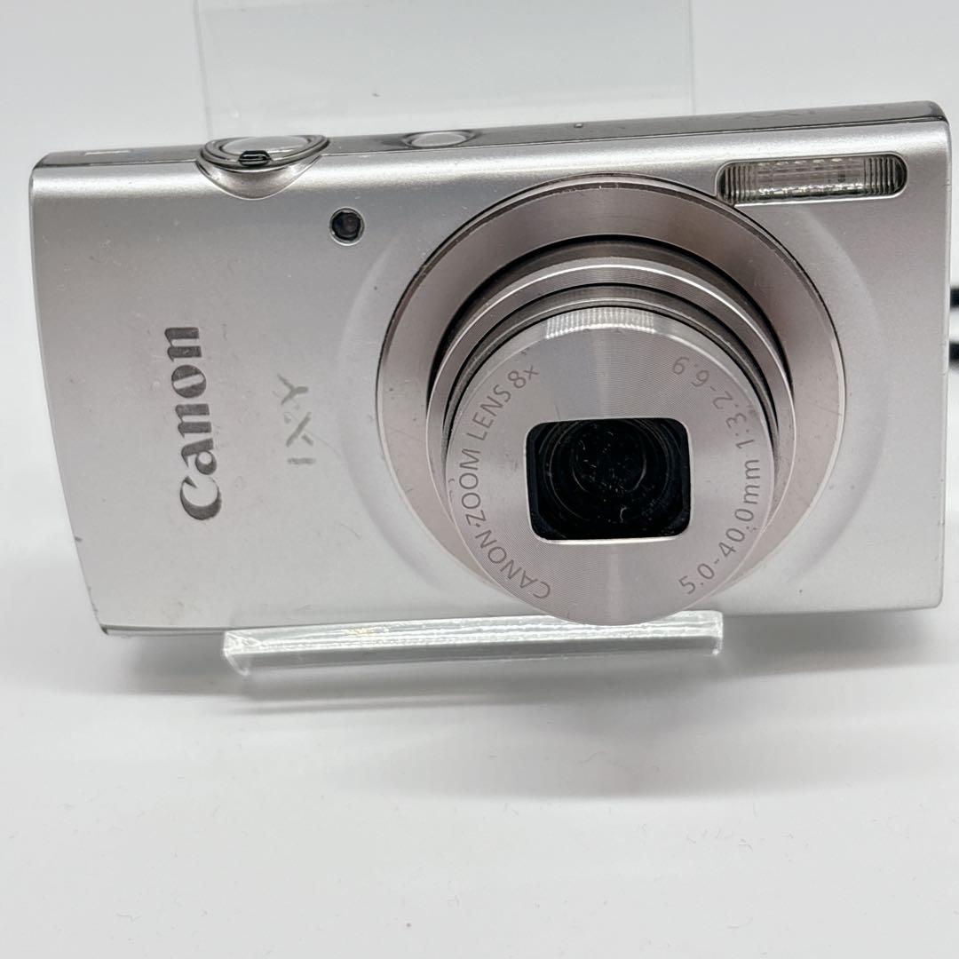 Canon IXY 180 デジタルカメラ シルバー 新品のバッテリー付き