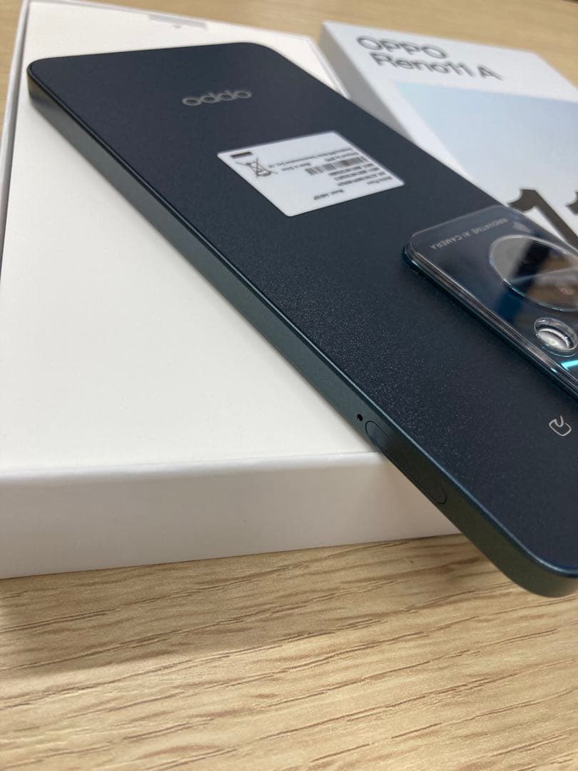 【美品】OPPO Reno11 A ダークグリーン 本体　動作確認済み　ケース付