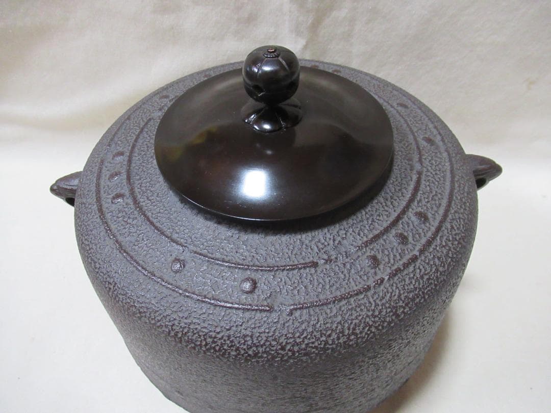 茶道　茶釜　高橋敬典造　利休好萬代屋釜　共箱　未使用