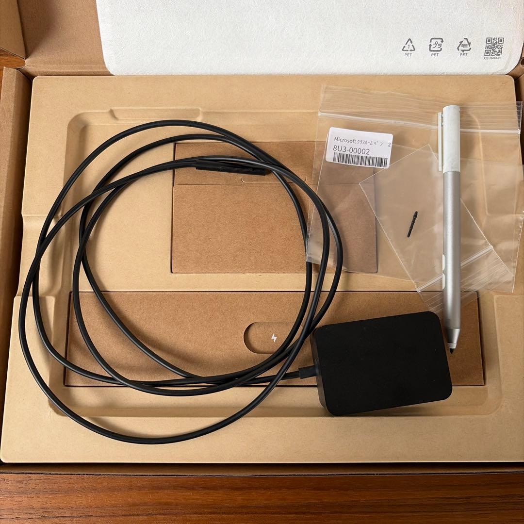 Windowsタブレット本体 Microsoft surface Go3 8G 128G